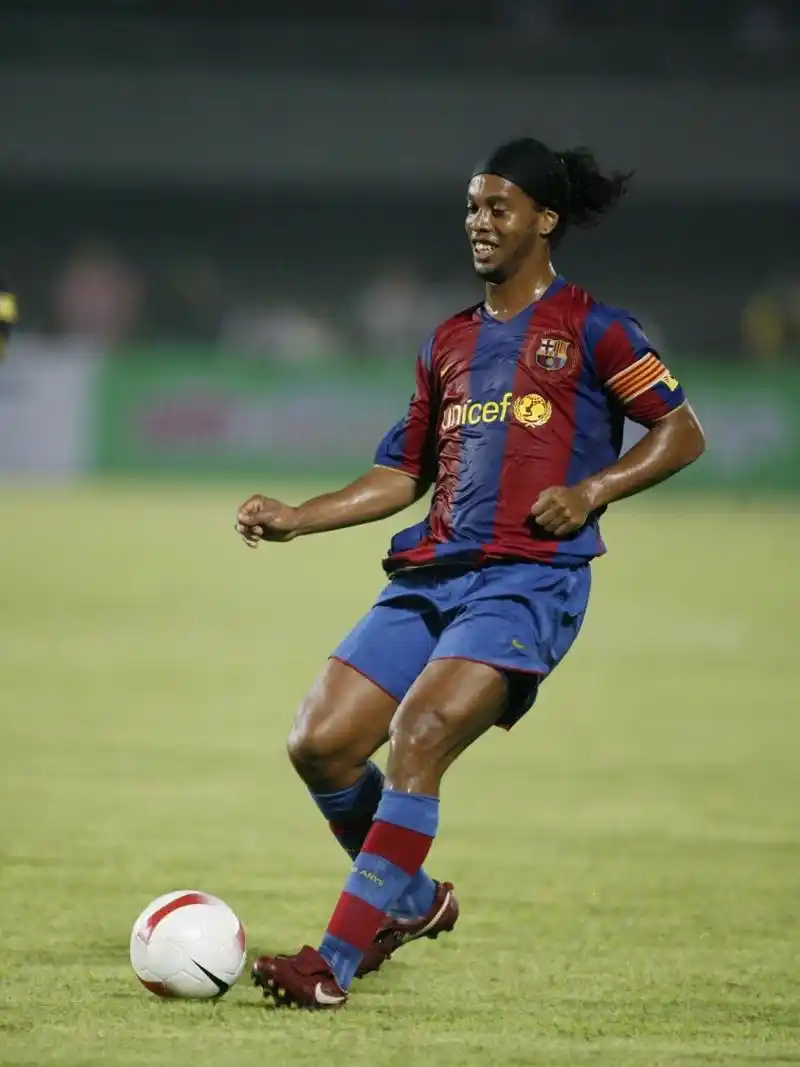 足球俱乐部 足球俱乐部