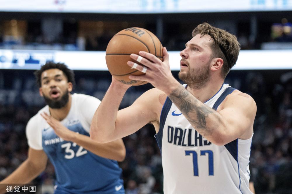 安菲尔德的 安菲尔德的