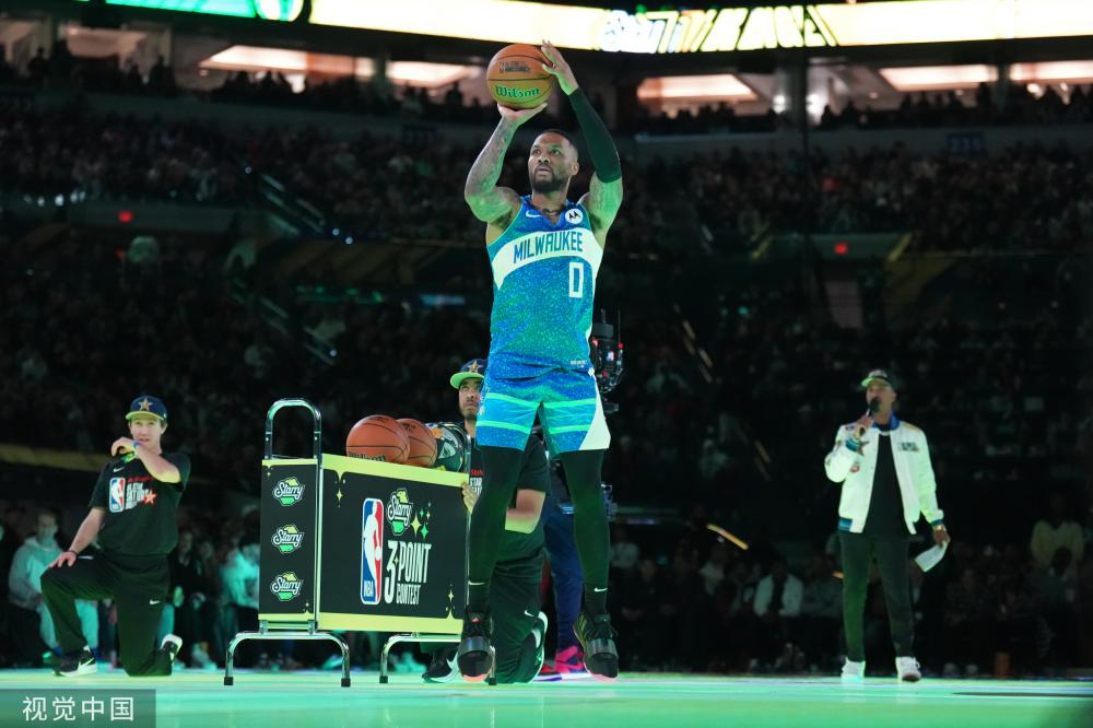 许多教练和 许多教练和